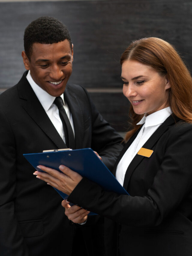 cabin-crew-roles-and-responsibilities